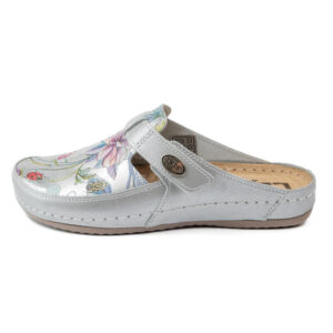 Анатомично дамско сабо от естествена кожа – сребристо с флорален десен 720/3 Анатомично дамско сабо от естествена кожа – сребристо с флорален десен 720/3