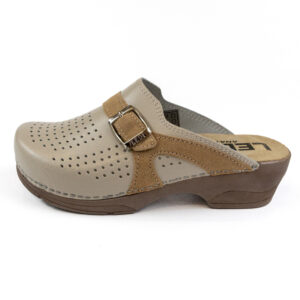 Дамско ортопедично сабо в бежов цвят 321/17