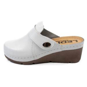 Дамско анатомично сабо в бял цвят 102/1